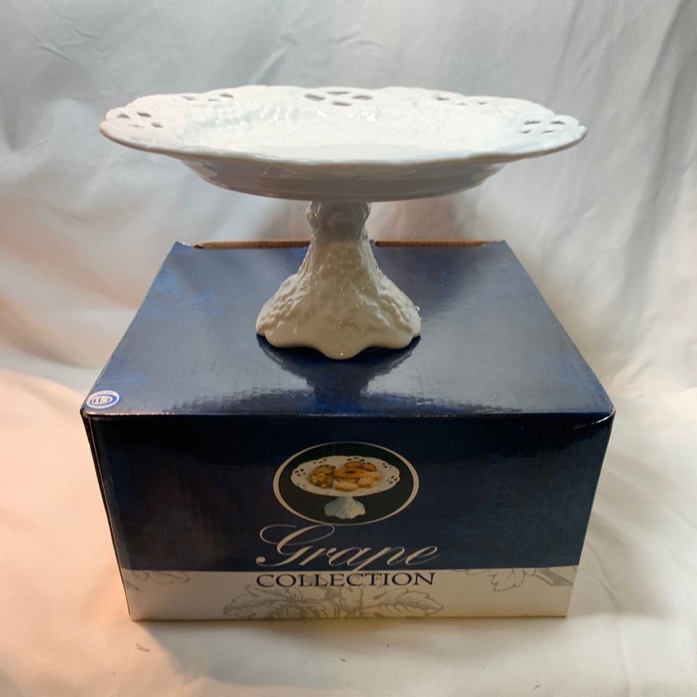 Home Essentials 8" Footed Pastry Plate,White grape